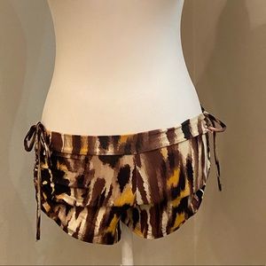 Shakti Side String Short